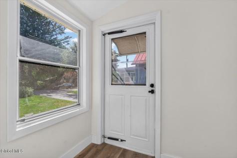 32 Dorlyn Road Albany NY 12205