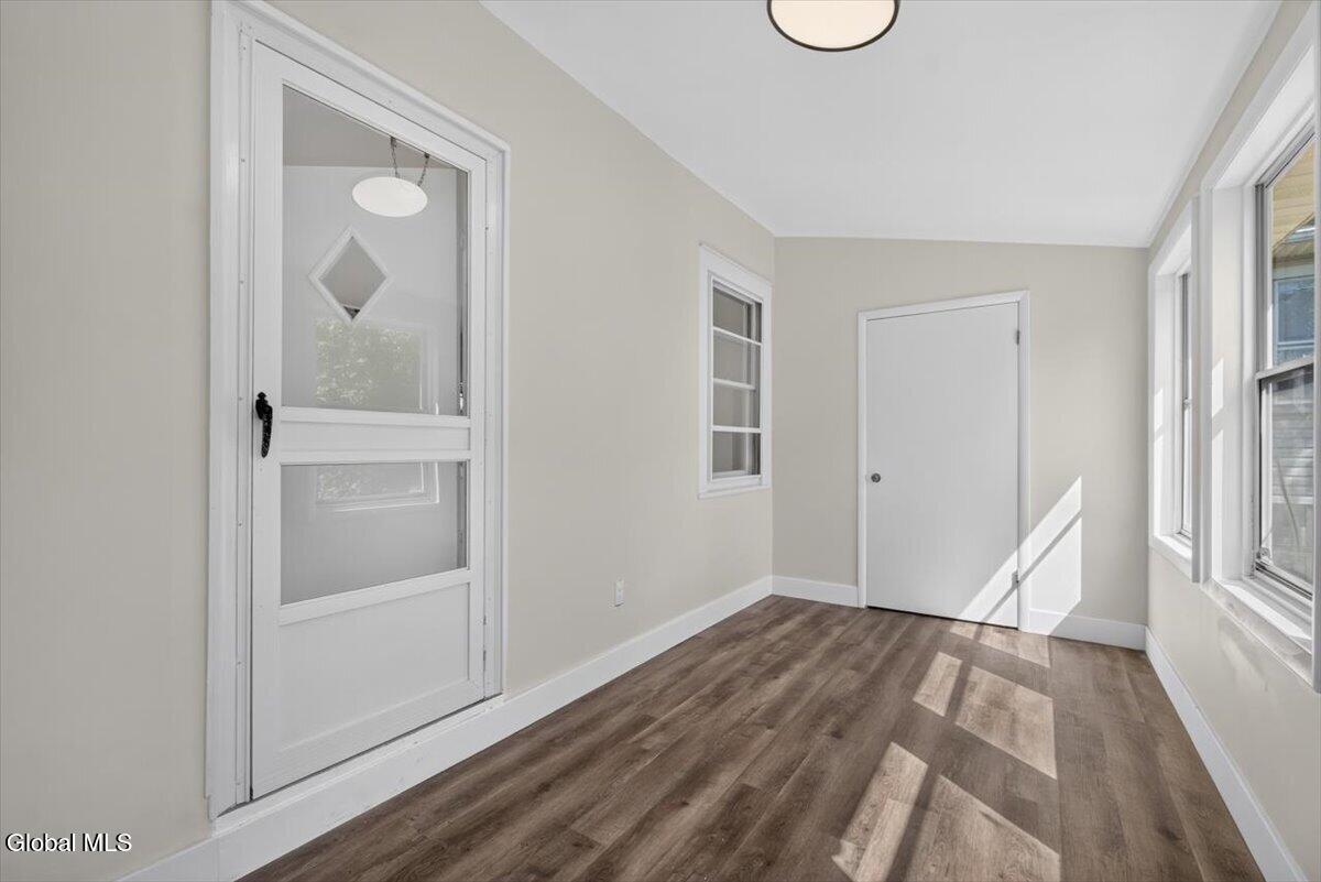 32 Dorlyn Road Albany NY 12205