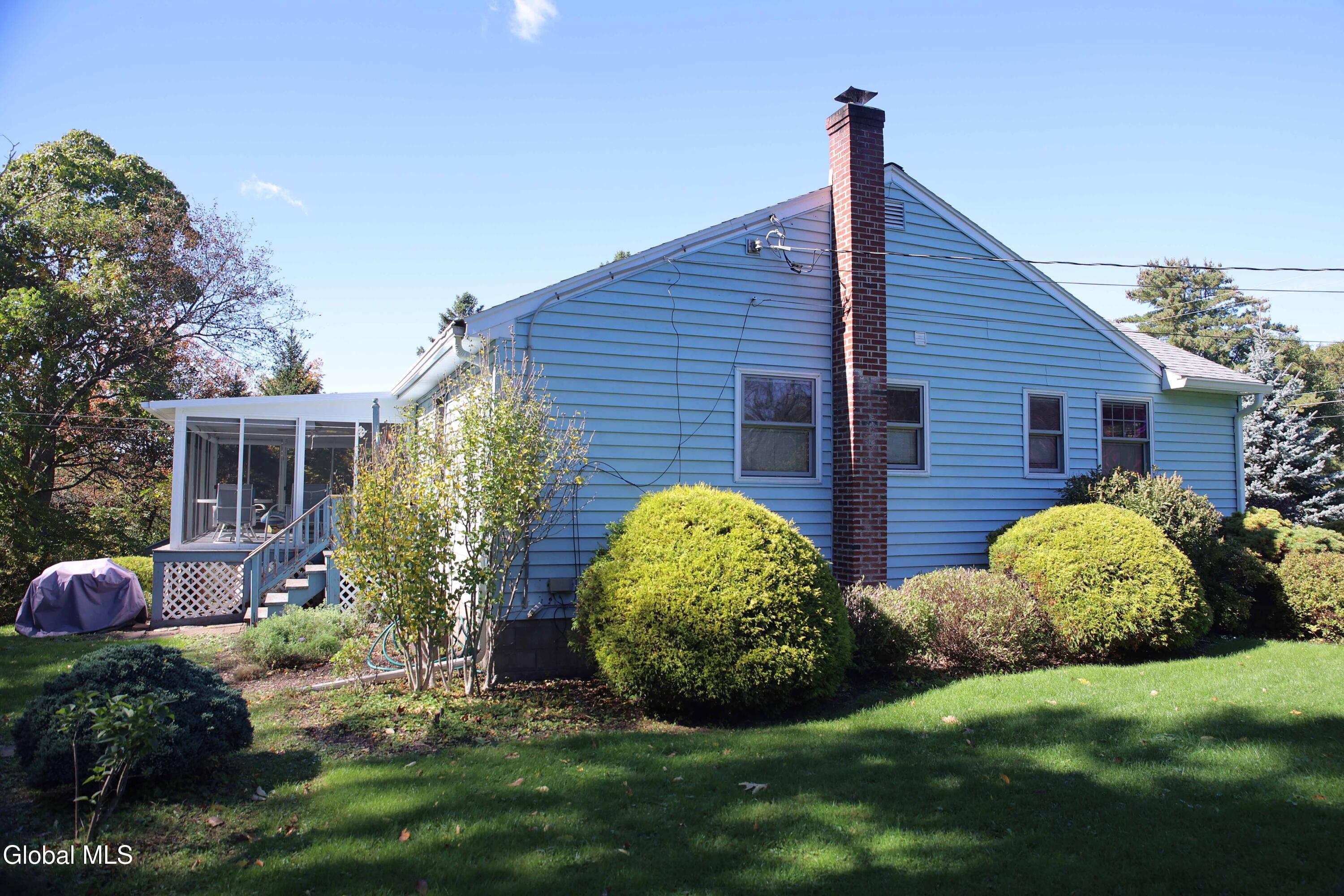 11 Breezedale Drive Averill Park NY 12018