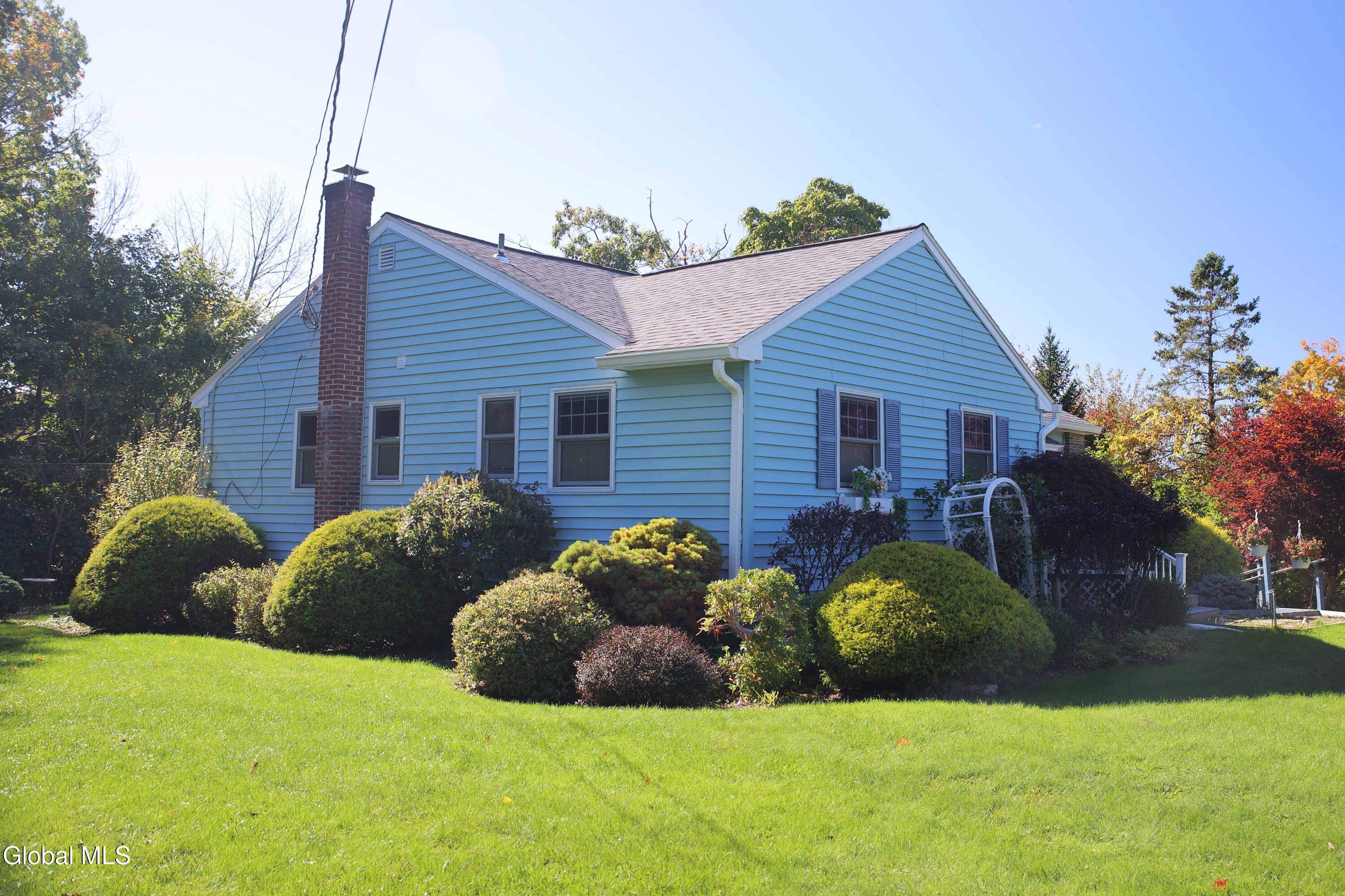 11 Breezedale Drive Averill Park NY 12018
