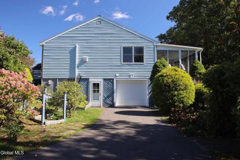 11 Breezedale Drive Averill Park NY 12018