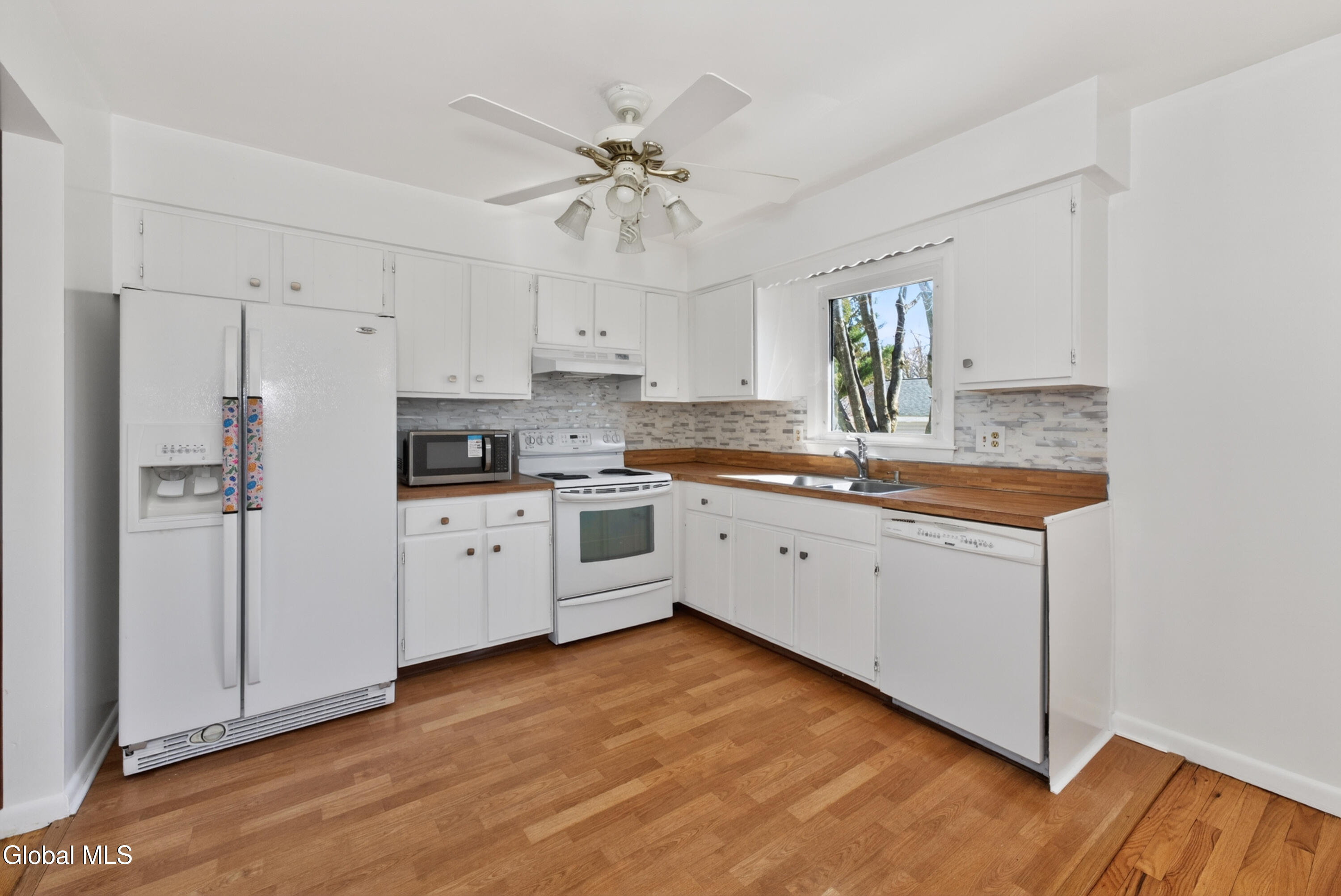 2 Maple Drive Colonie NY 12205