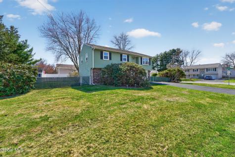 2 Maple Drive Colonie NY 12205