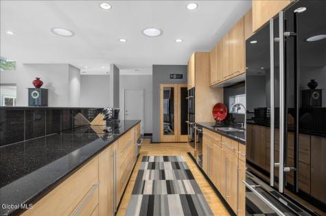 7 Legends Way Ballston Lake NY 12019