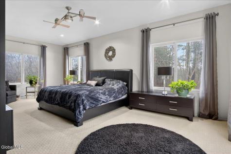 7 Legends Way Ballston Lake NY 12019