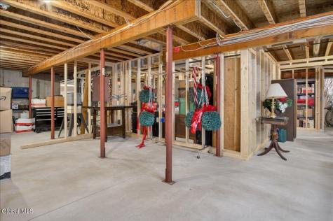 7 Legends Way Ballston Lake NY 12019