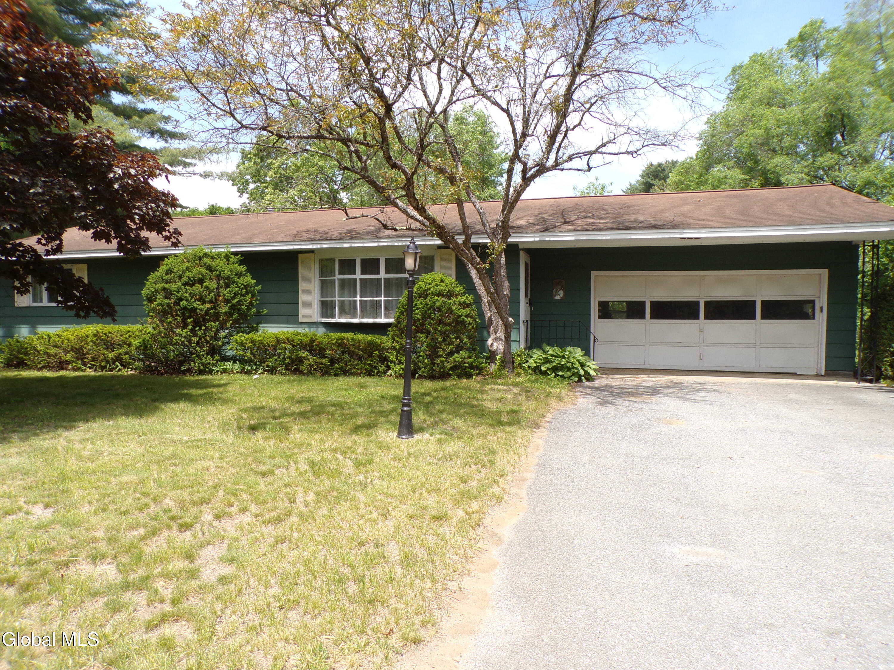 28 Buena Vista Avenue Queensbury NY 12804