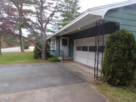 28 Buena Vista Avenue Queensbury NY 12804