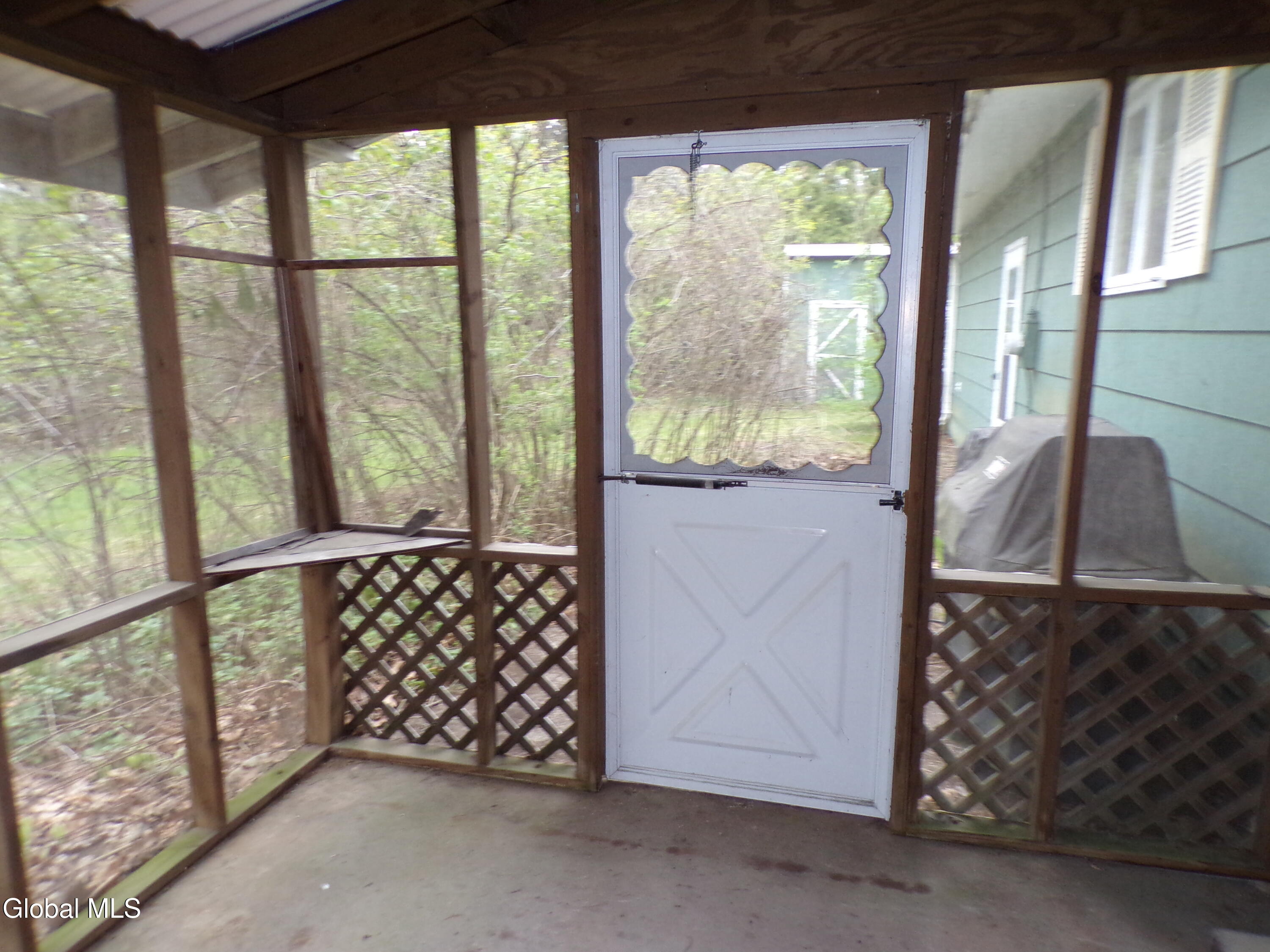 28 Buena Vista Avenue Queensbury NY 12804