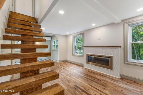 324 W Glenville Road West Glenville NY 12302