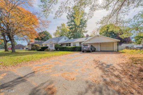 192 2nd Avenue Extension Gloversville NY 12078