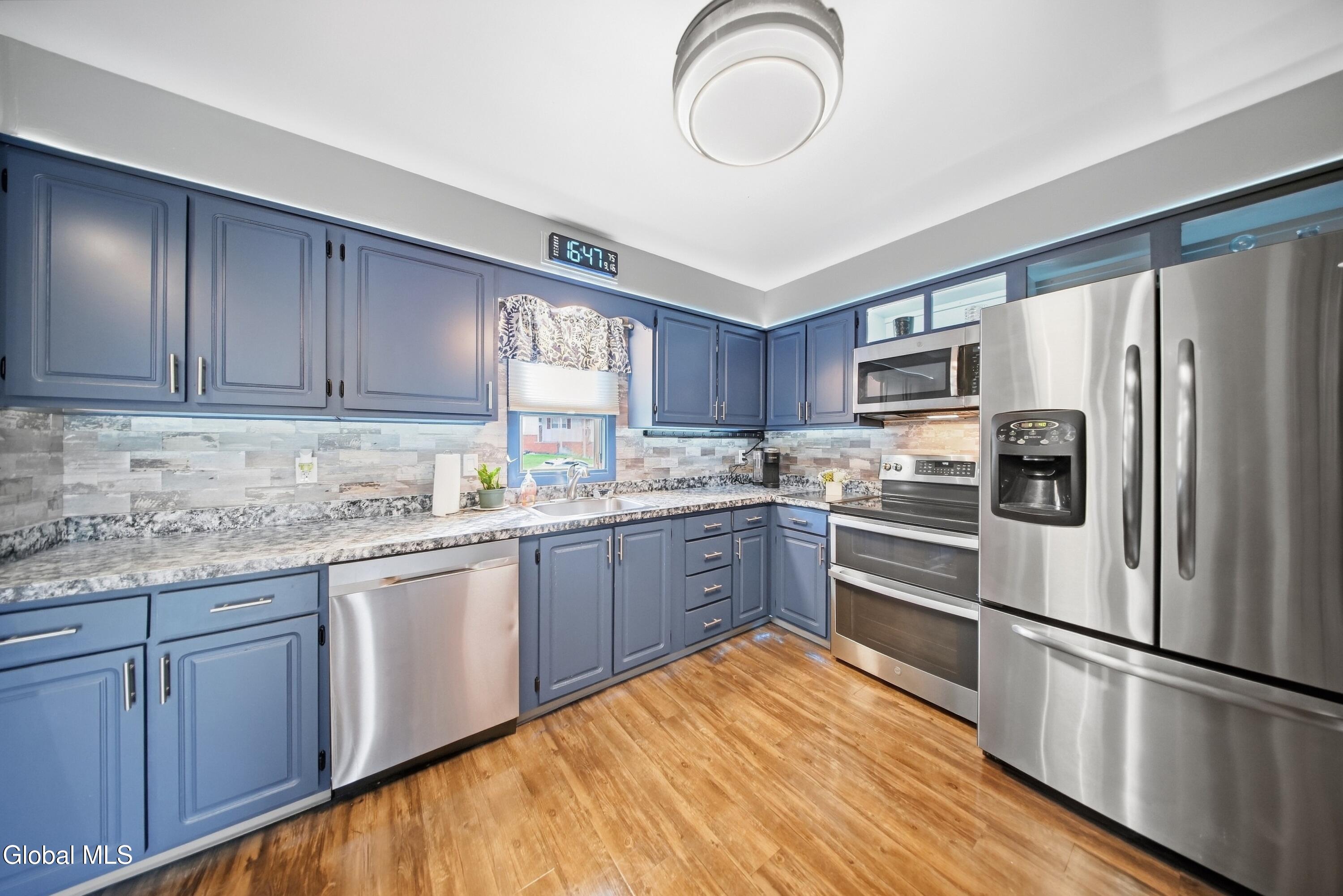102 Greenleaf Drive Latham NY 12110
