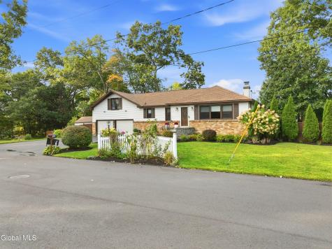 102 Greenleaf Drive Latham NY 12110