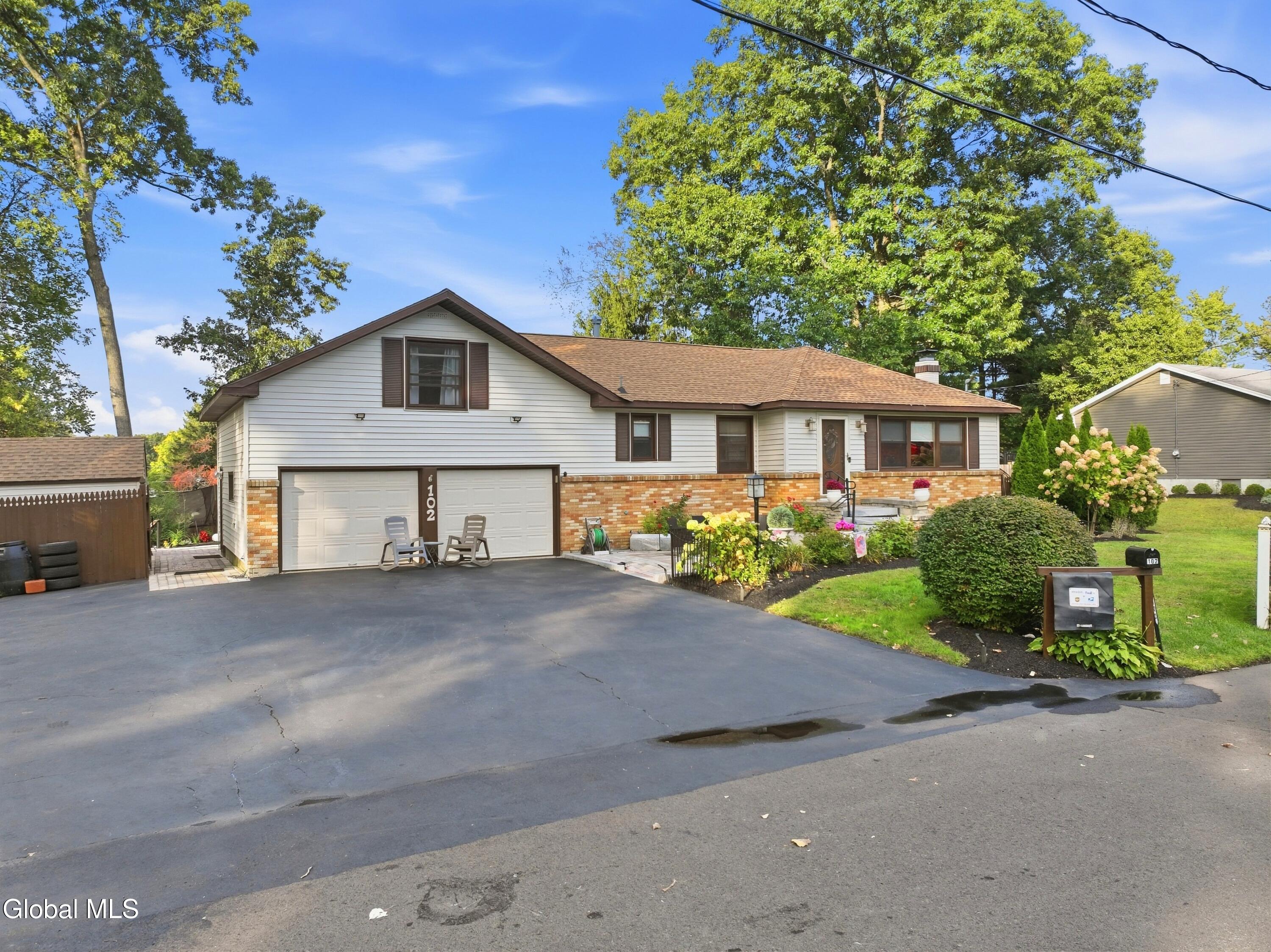 102 Greenleaf Drive Latham NY 12110