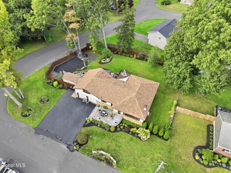 102 Greenleaf Drive Latham NY 12110