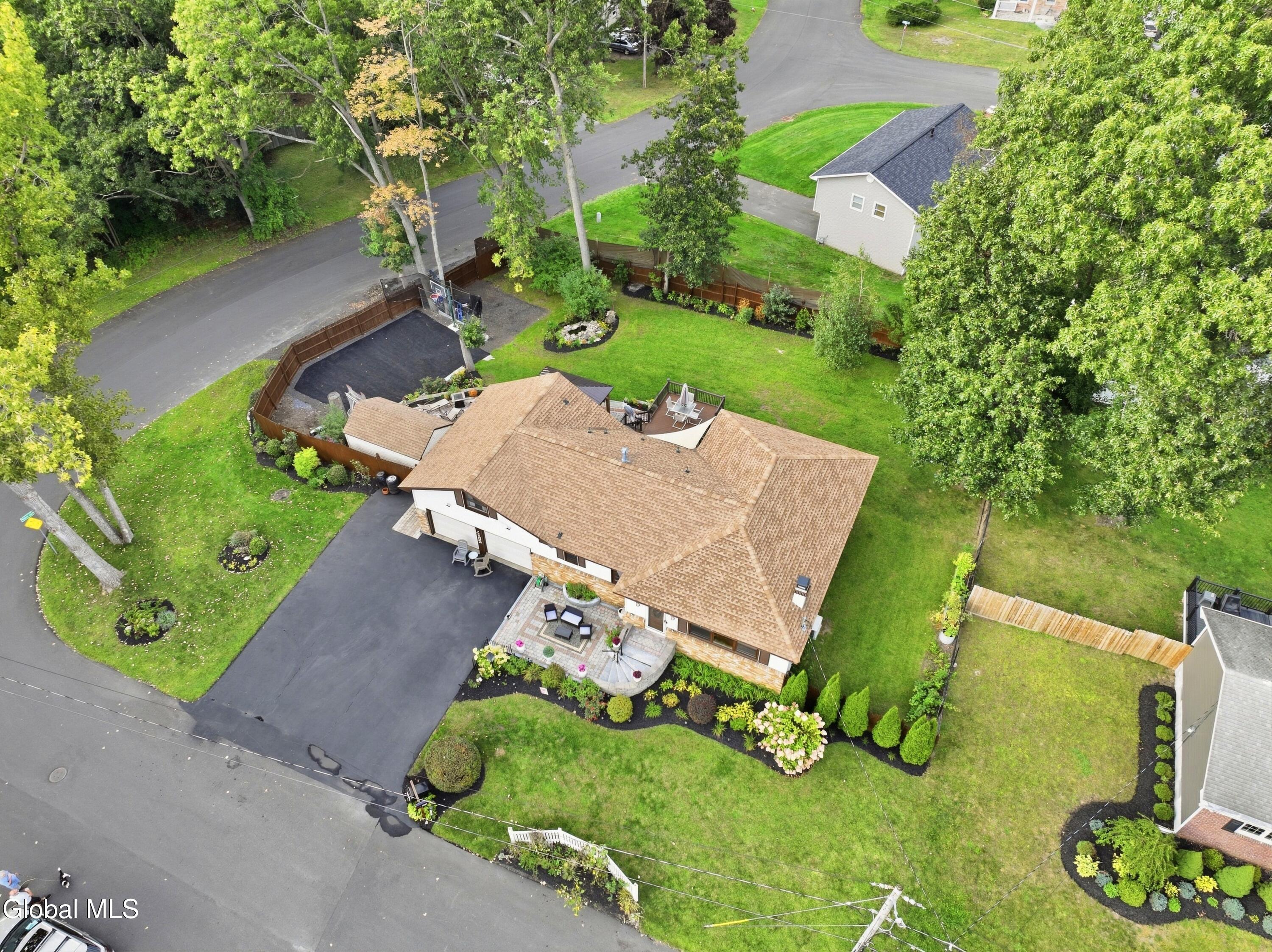 102 Greenleaf Drive Latham NY 12110