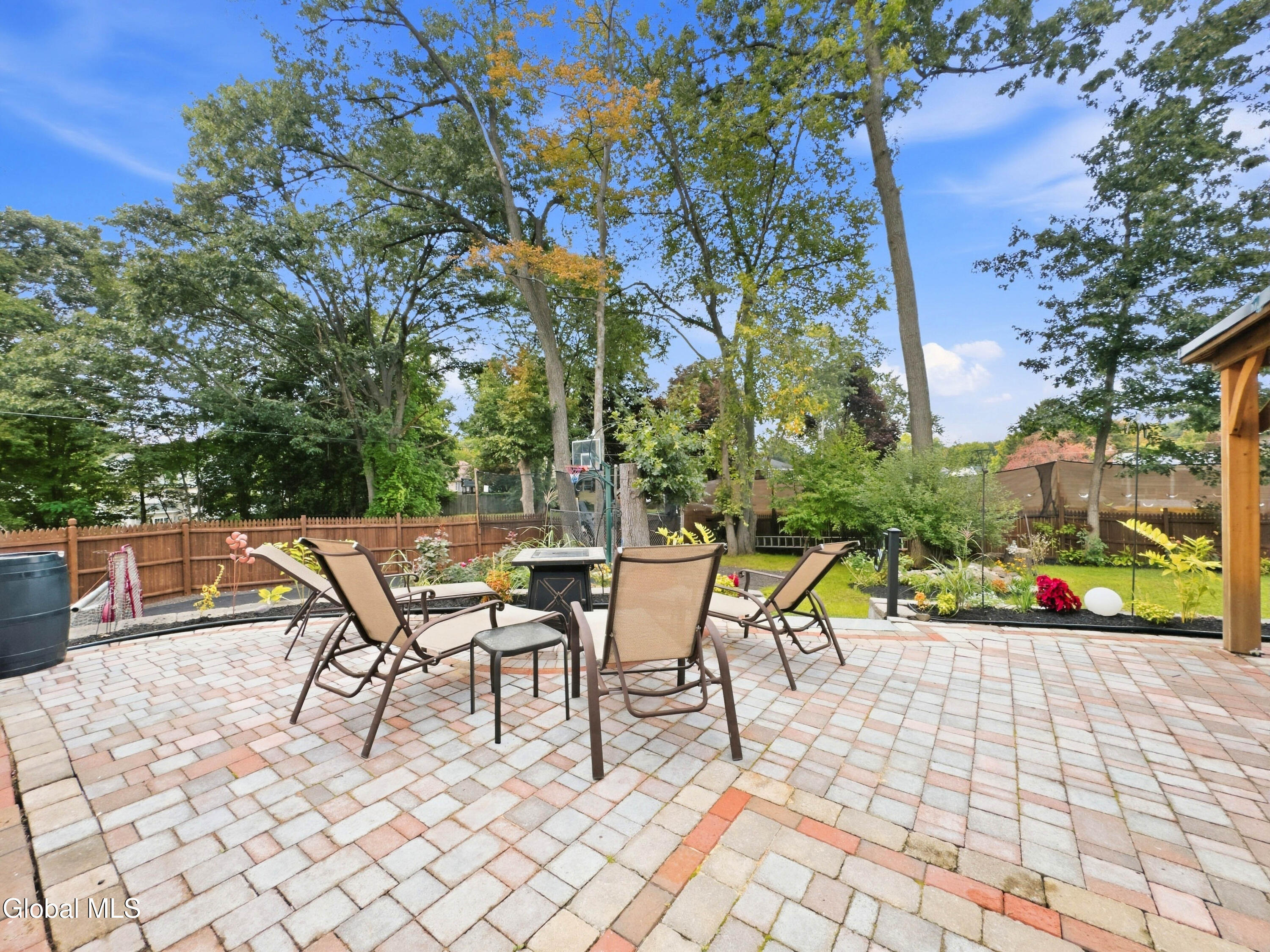 102 Greenleaf Drive Latham NY 12110