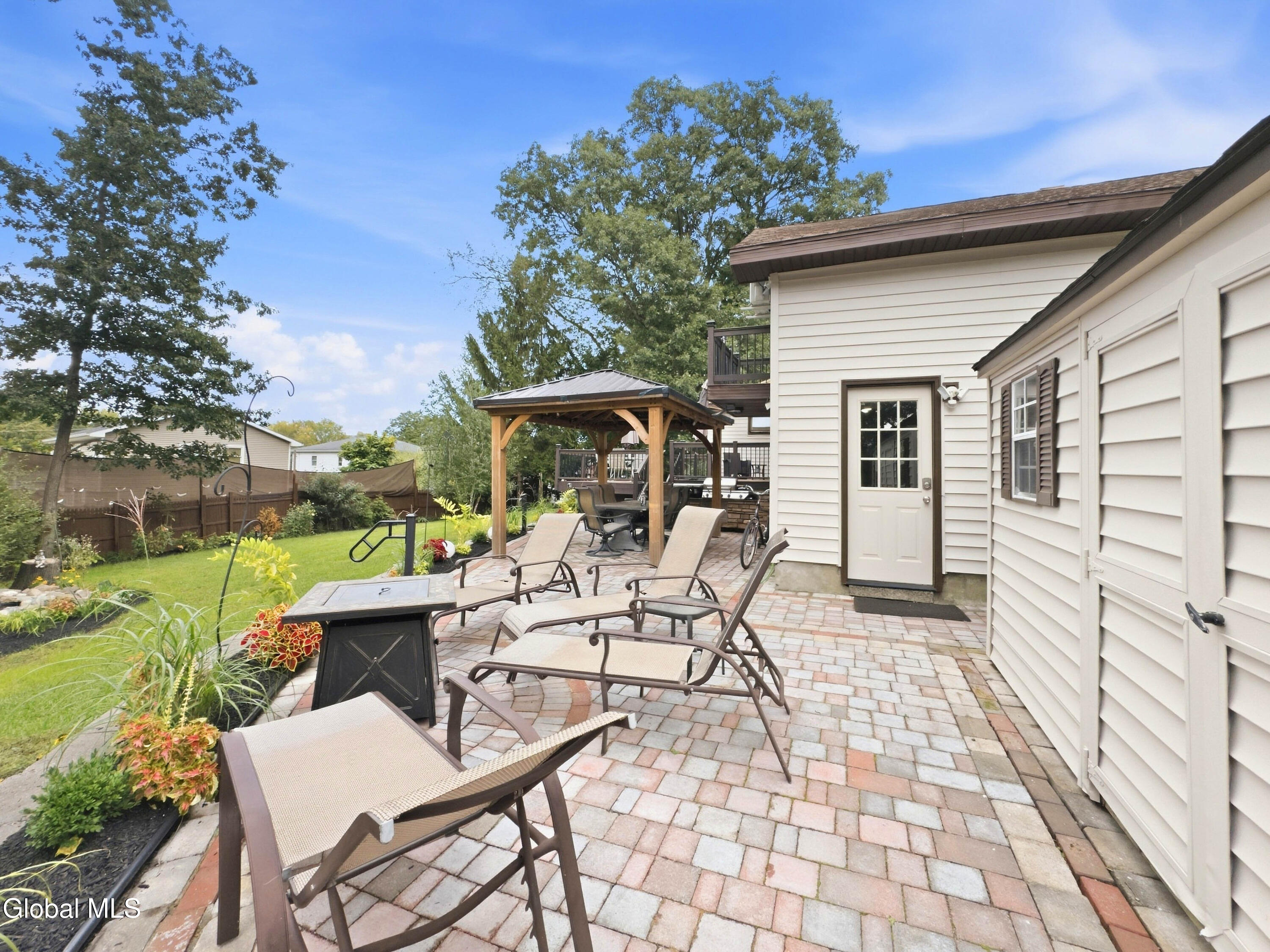 102 Greenleaf Drive Latham NY 12110