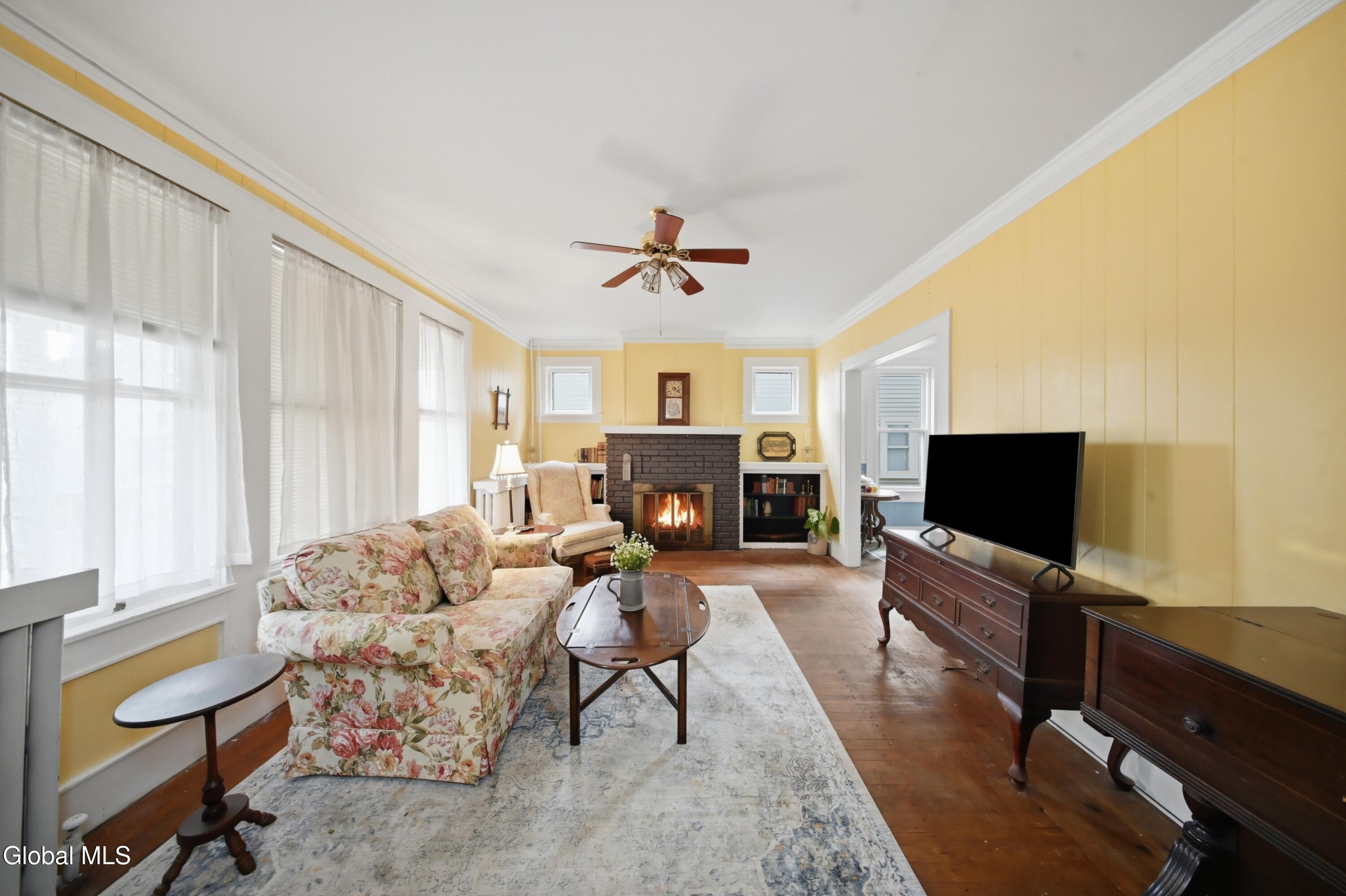 45 Glenwood Road Menands NY 12204