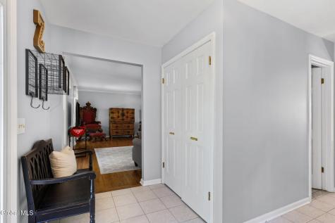 6 Greenfield Court Clifton Park NY 12065