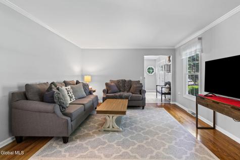 6 Greenfield Court Clifton Park NY 12065