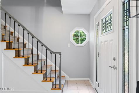 6 Greenfield Court Clifton Park NY 12065