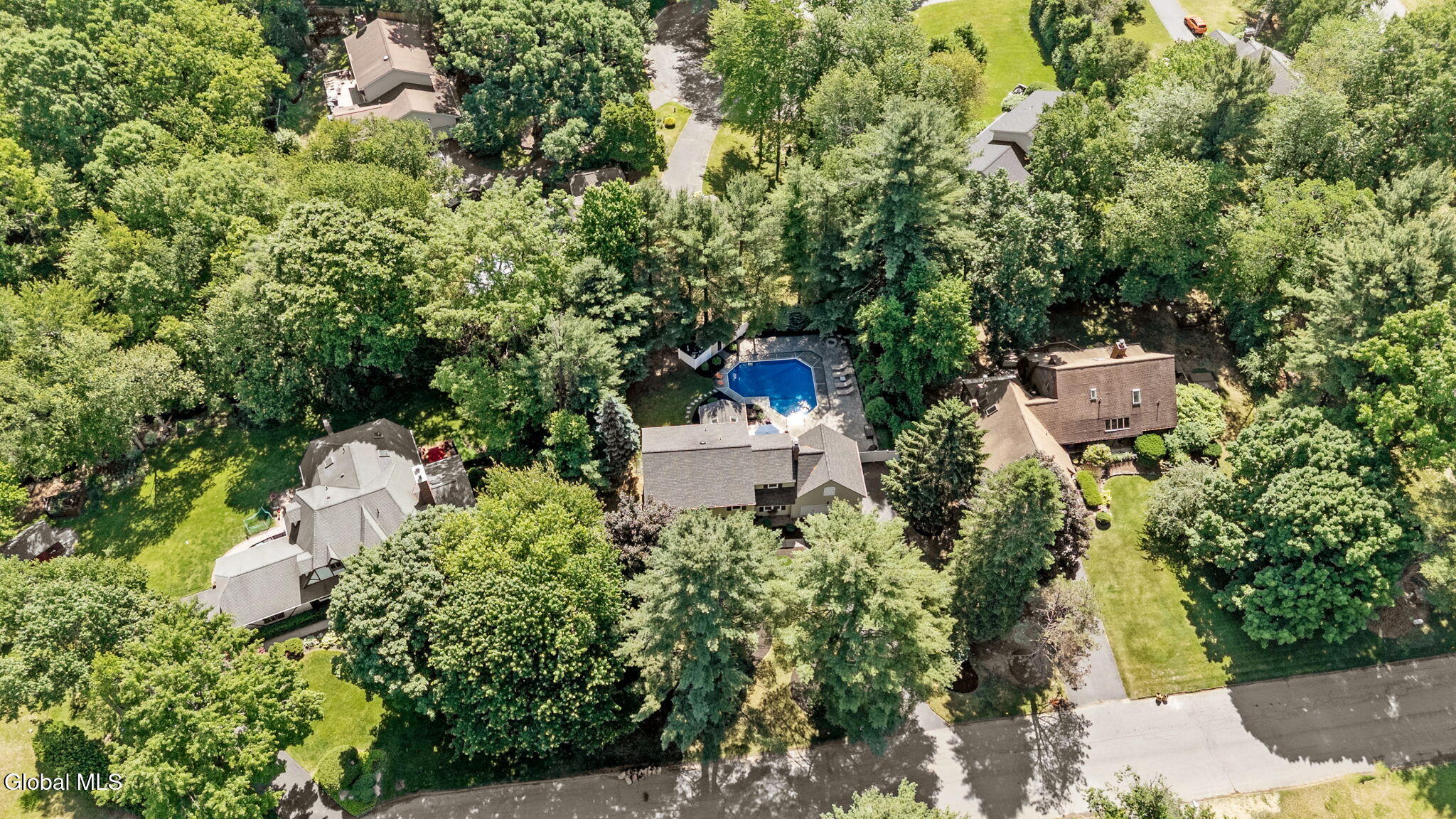 6 Greenfield Court Clifton Park NY 12065