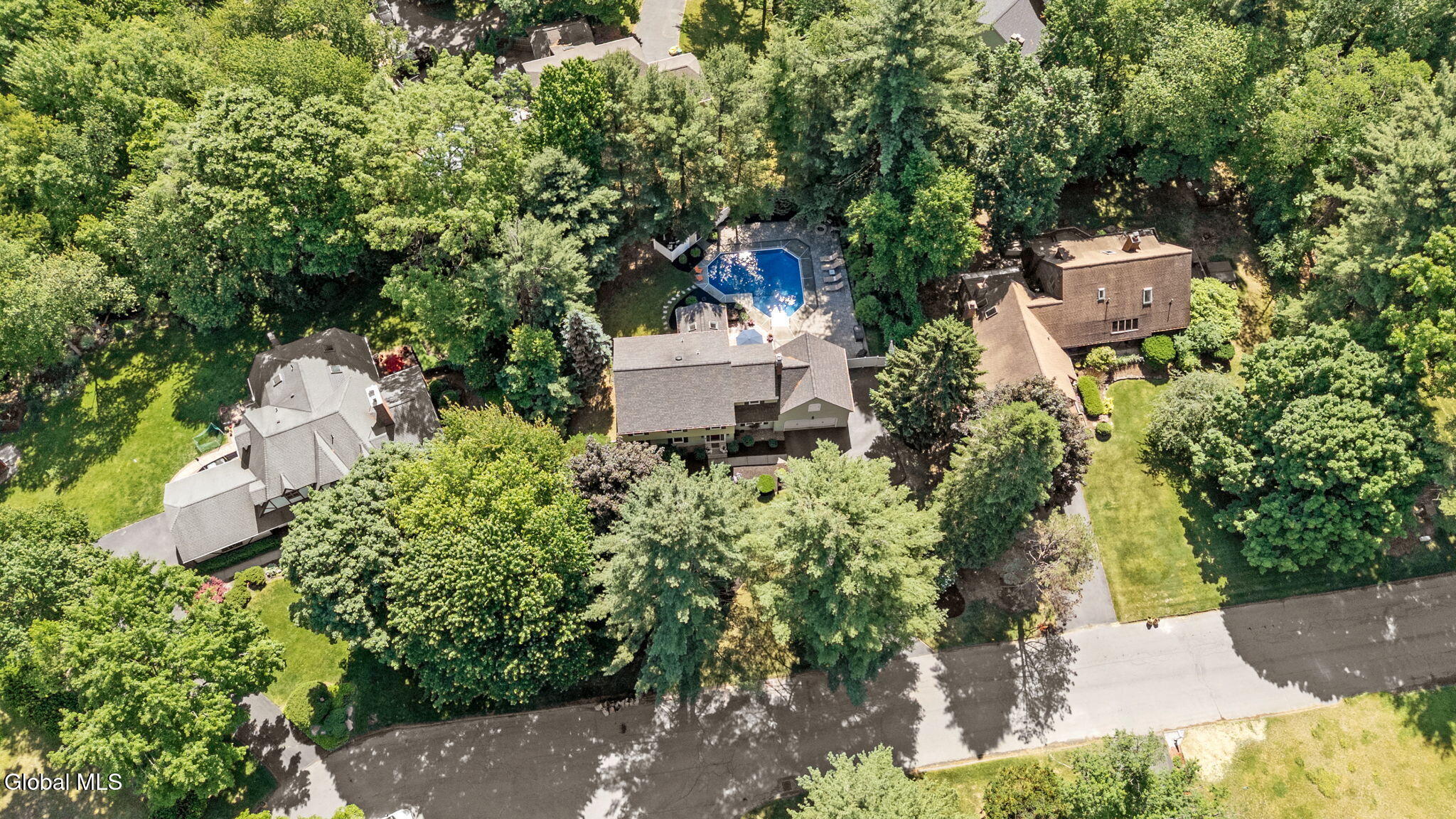 6 Greenfield Court Clifton Park NY 12065