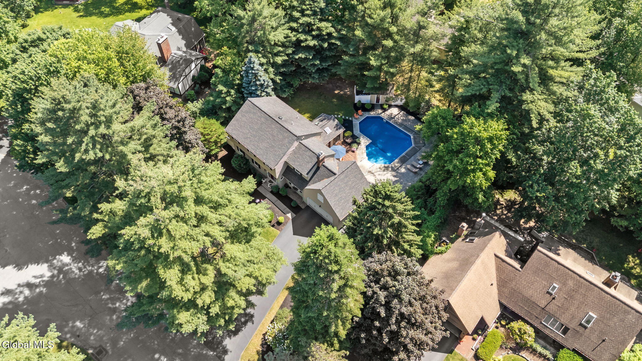 6 Greenfield Court Clifton Park NY 12065