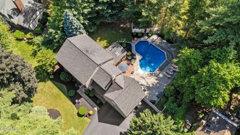 6 Greenfield Court Clifton Park NY 12065