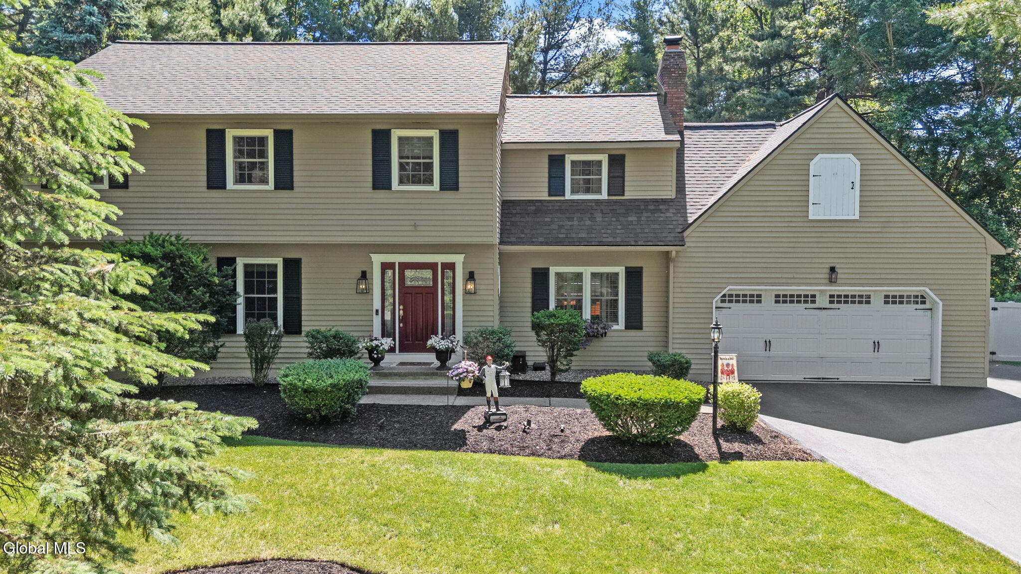 6 Greenfield Court Clifton Park NY 12065