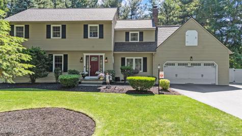 6 Greenfield Court Clifton Park NY 12065
