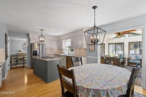 6 Greenfield Court Clifton Park NY 12065