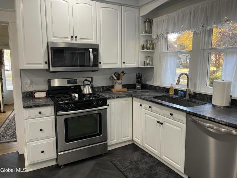 33 Coolidge Avenue Glens Falls NY 12801