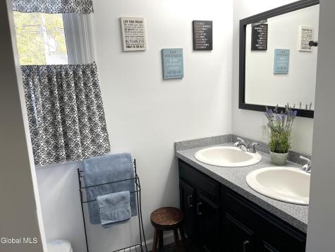 33 Coolidge Avenue Glens Falls NY 12801