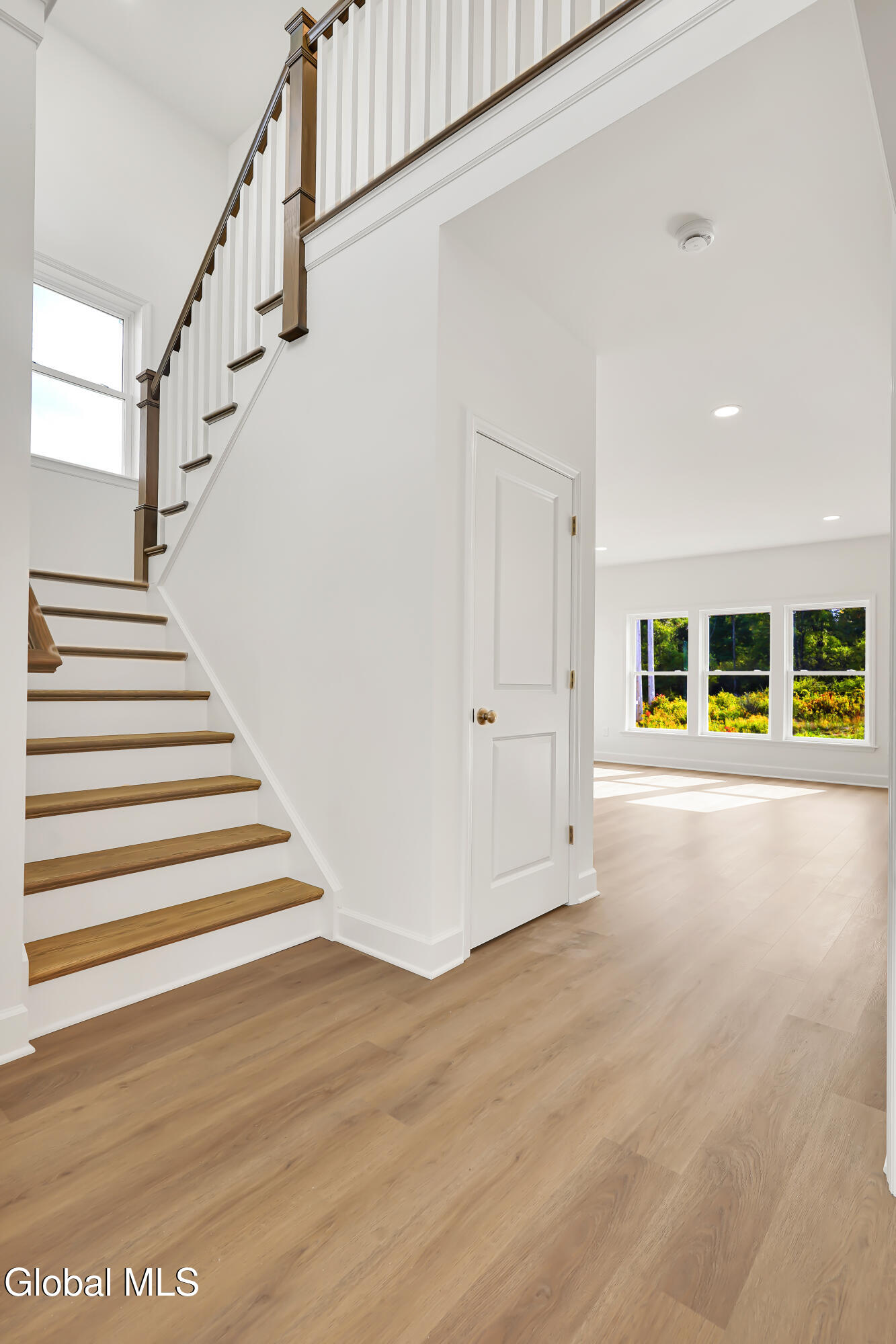 31 Indigo Court Selkirk NY 12158