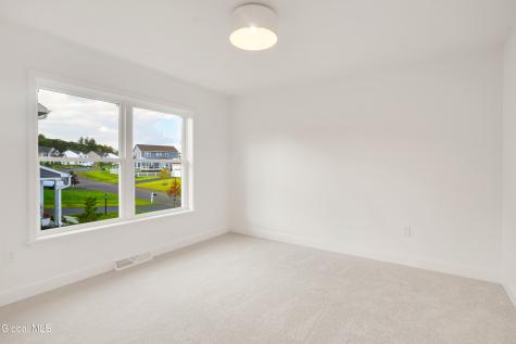 31 Indigo Court Selkirk NY 12158