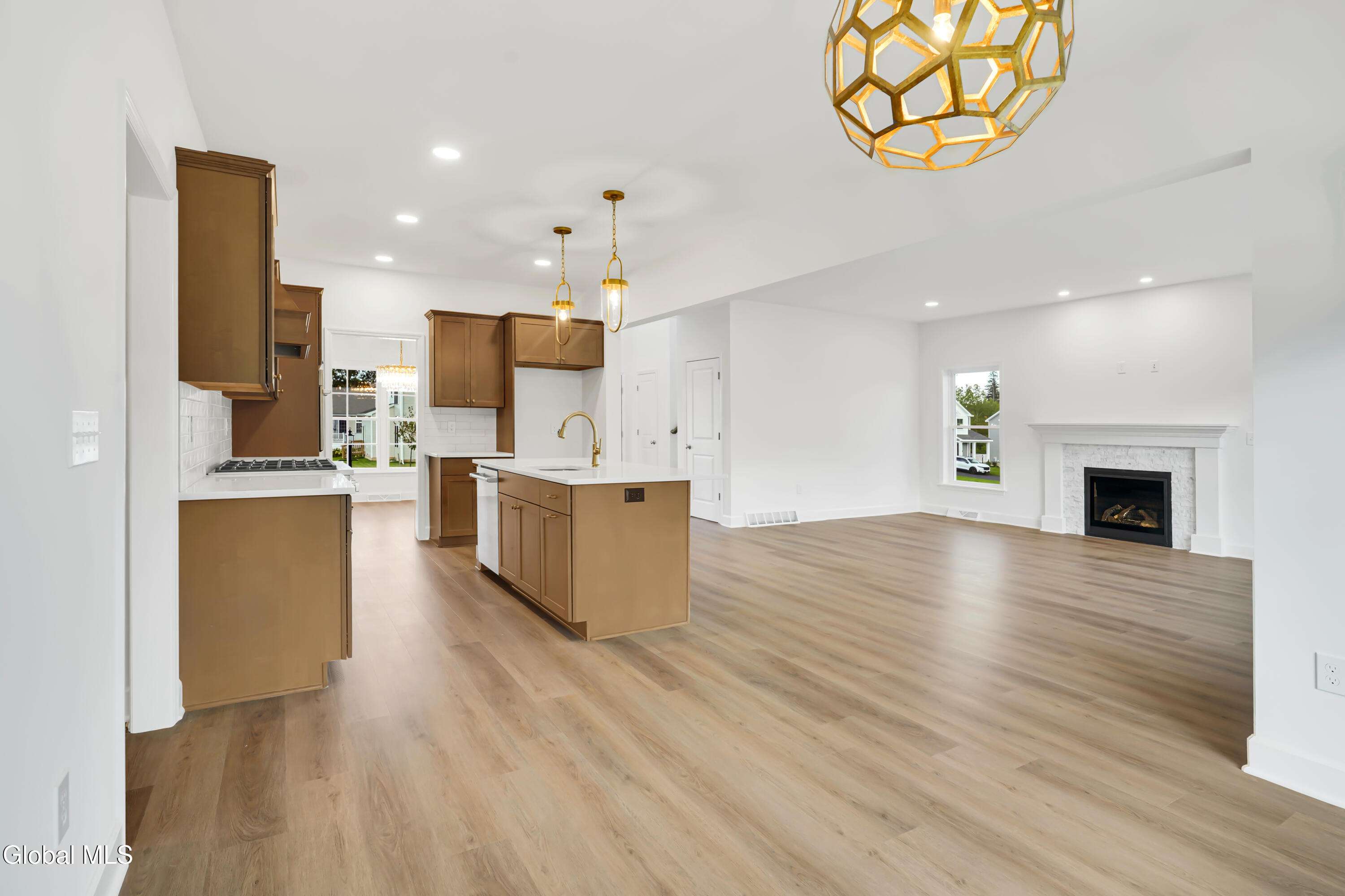 31 Indigo Court Selkirk NY 12158