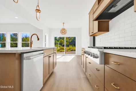 31 Indigo Court Selkirk NY 12158