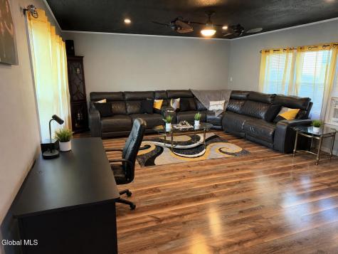 25 Wilkins Avenue Albany NY 12206