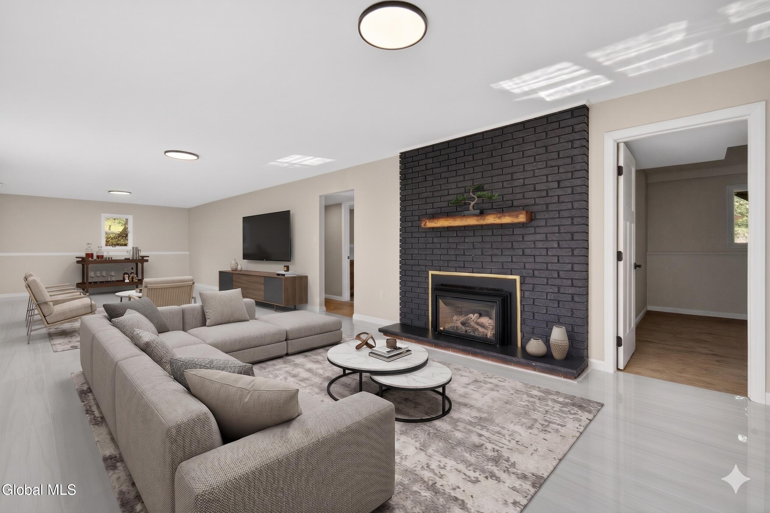 2 Carefree Lane Gansevoort NY 12831