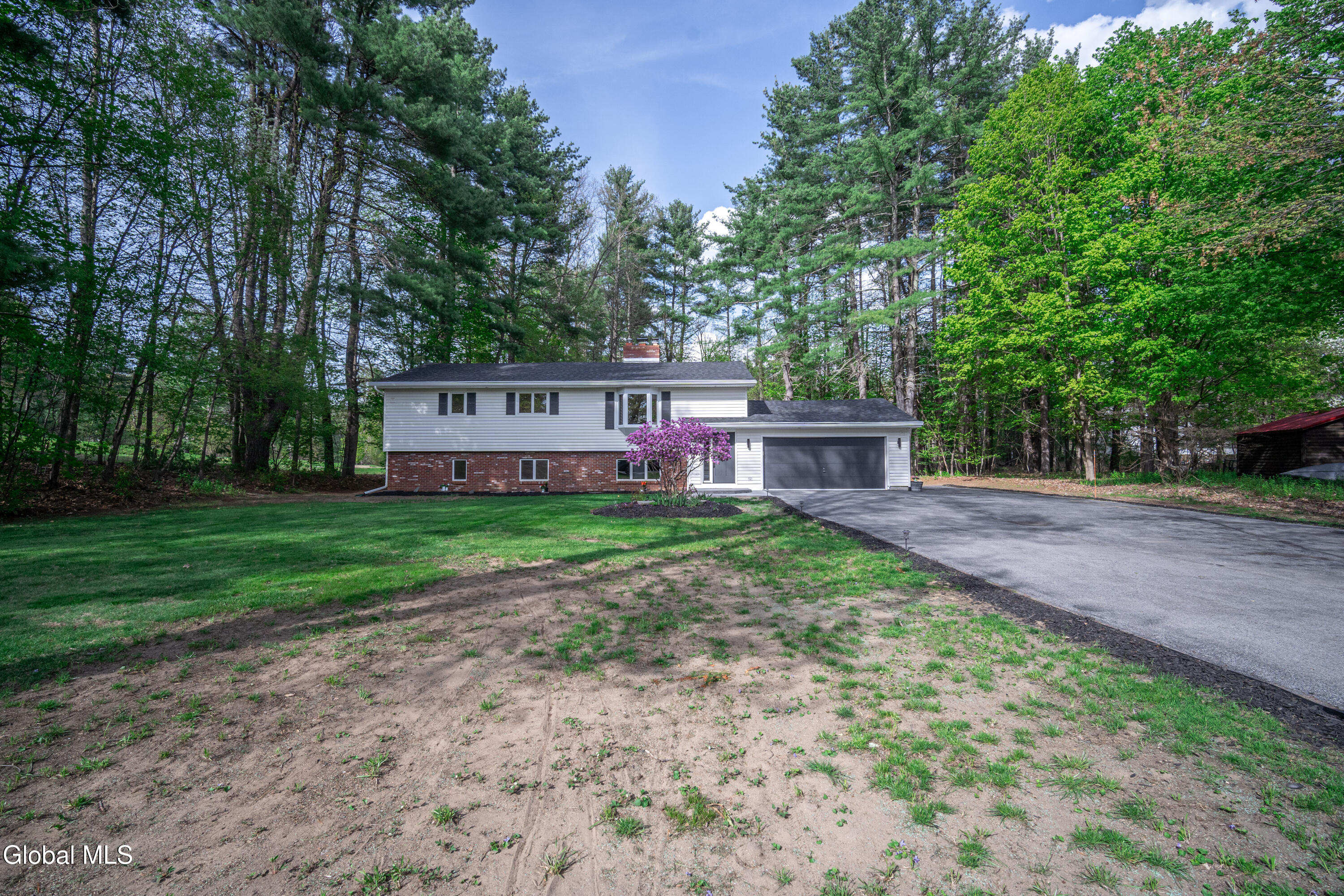 2 Carefree Lane Gansevoort NY 12831