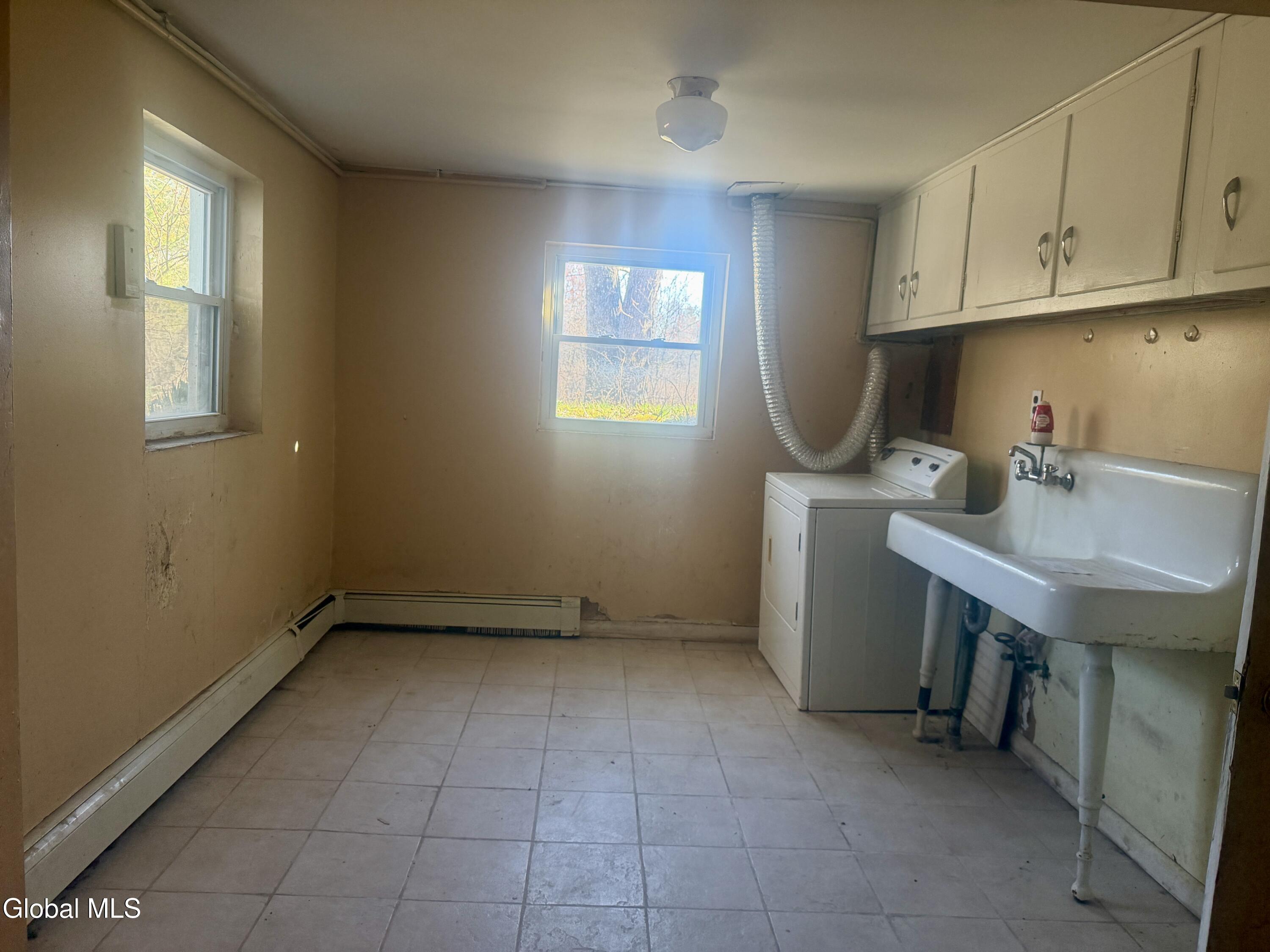 4229 Ny-81 Greenville NY 12083