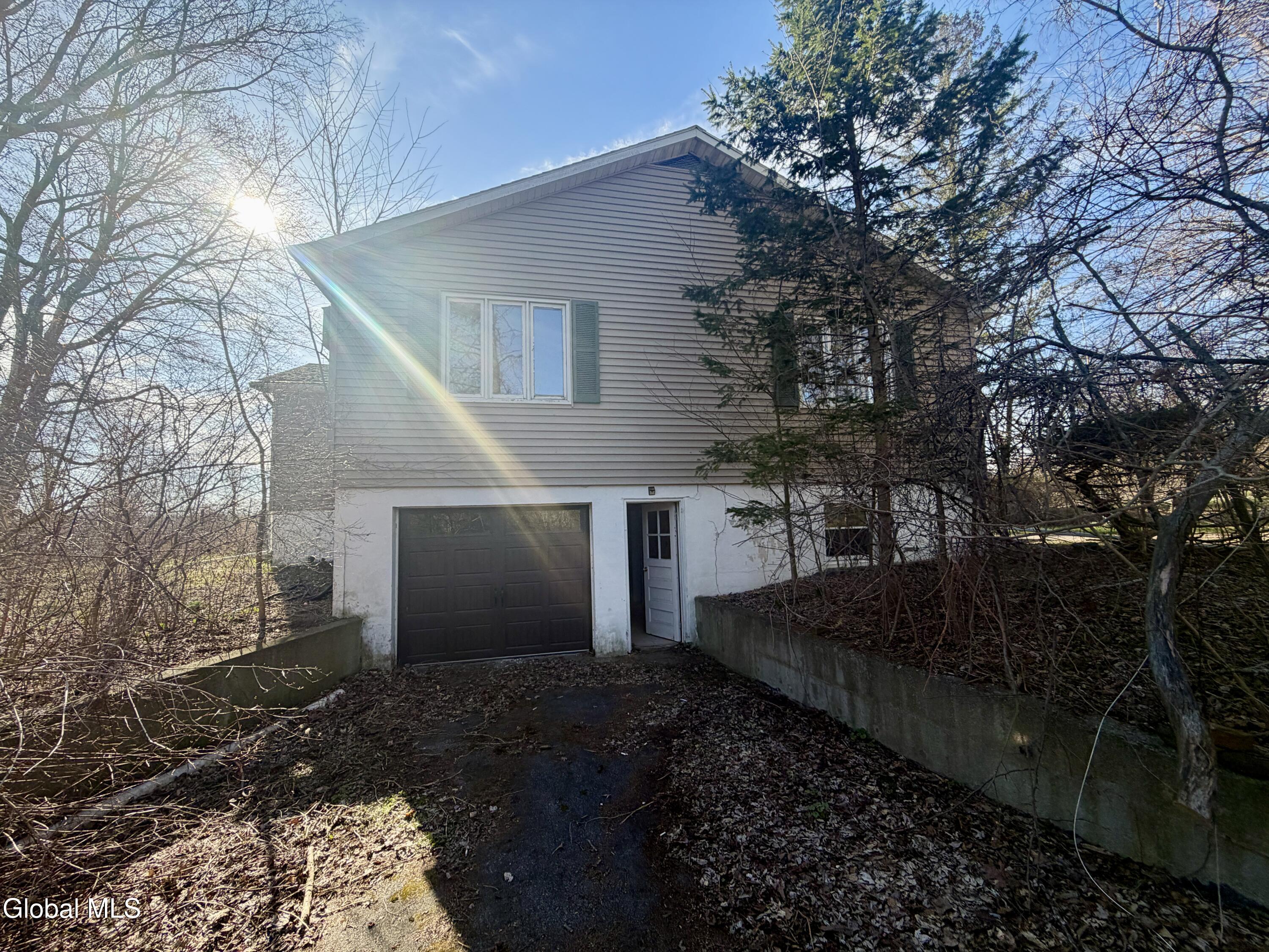 4229 Ny-81 Greenville NY 12083