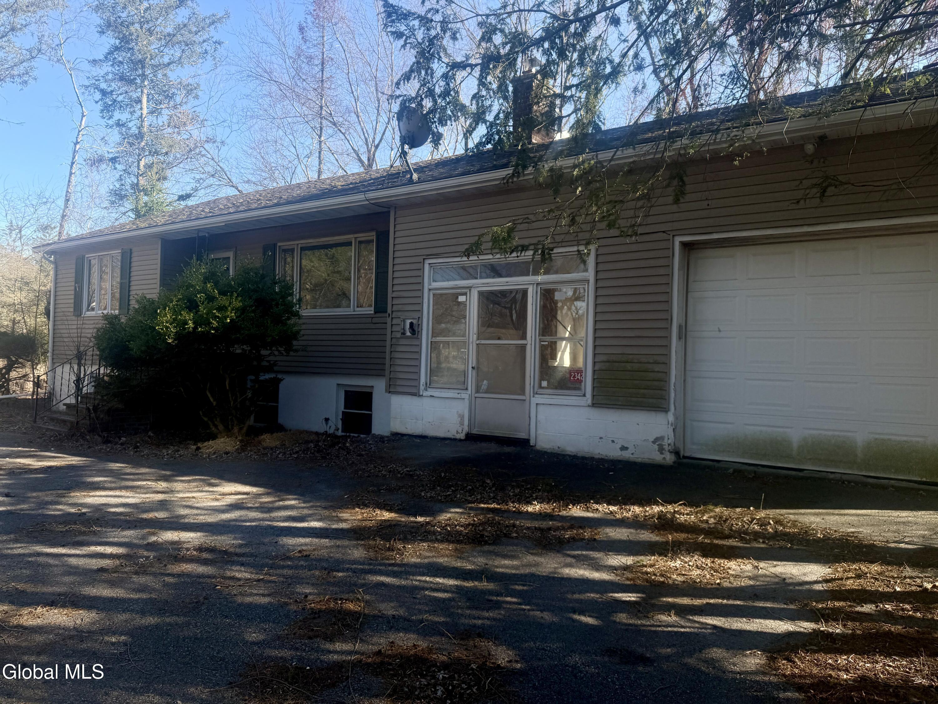 4229 Ny-81 Greenville NY 12083