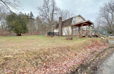 68 Lake Shore Circle Drive Nassau NY 12123