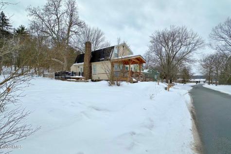 68 Lake Shore Circle Drive Nassau NY 12123