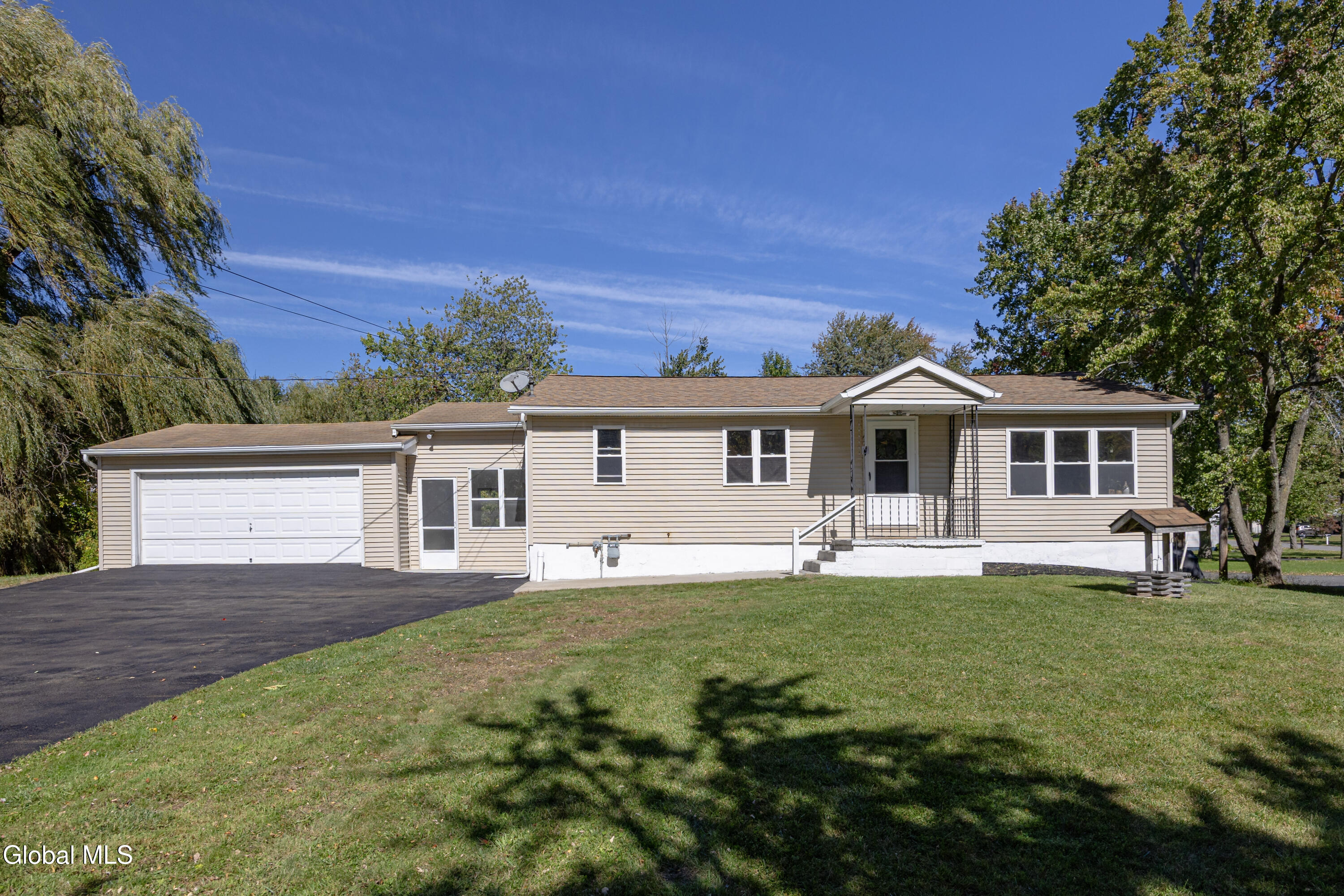 167 Guideboard Road Waterford NY 12188