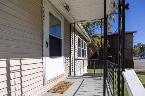 167 Guideboard Road Waterford NY 12188