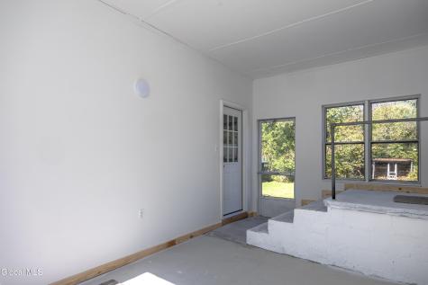 167 Guideboard Road Waterford NY 12188